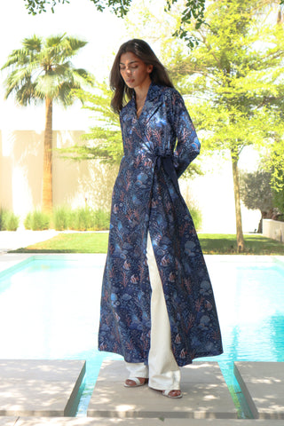 Letters From Kyoto S.KO7 elegant navy abaya with ocean-inspired print and refined gold buttons