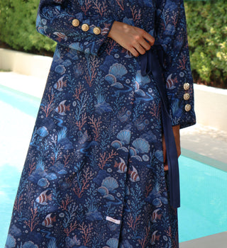 Letters From Kyoto S.KO7 elegant navy abaya with ocean-inspired print and refined gold buttons