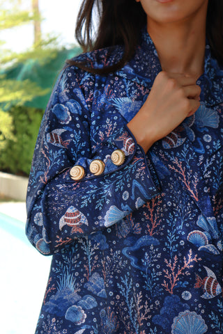 Letters From Kyoto S.KO7 elegant navy abaya with ocean-inspired print and refined gold buttons